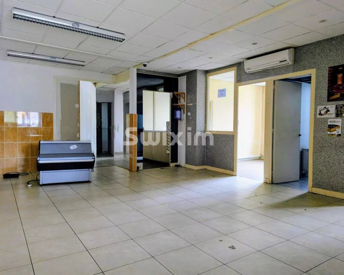 Rental Commercial local Oyonnax 5&nbsp;Rooms 160&nbsp;m²