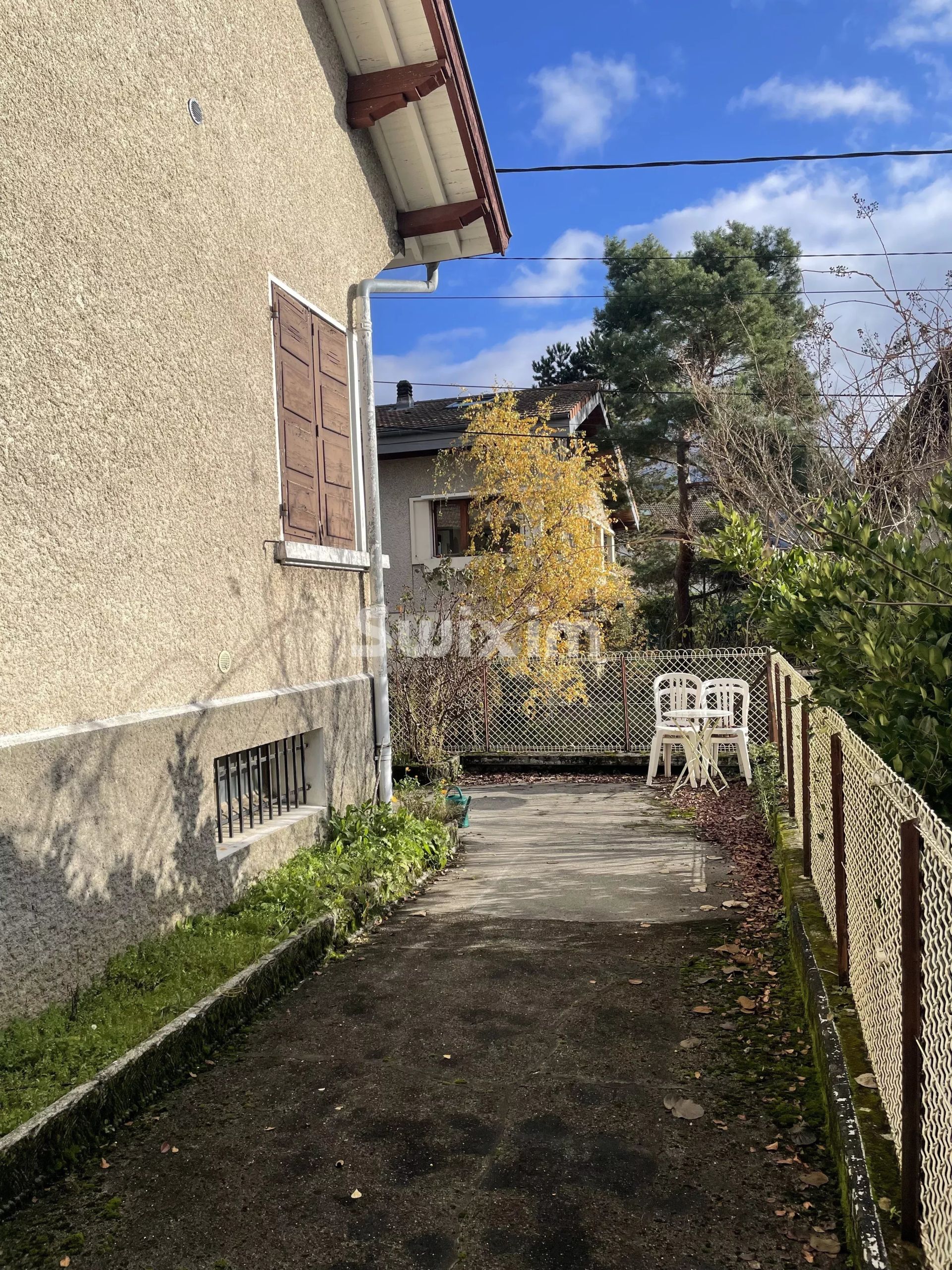 casa 10 Camere in vendita su Annecy-le-Vieux (74940)