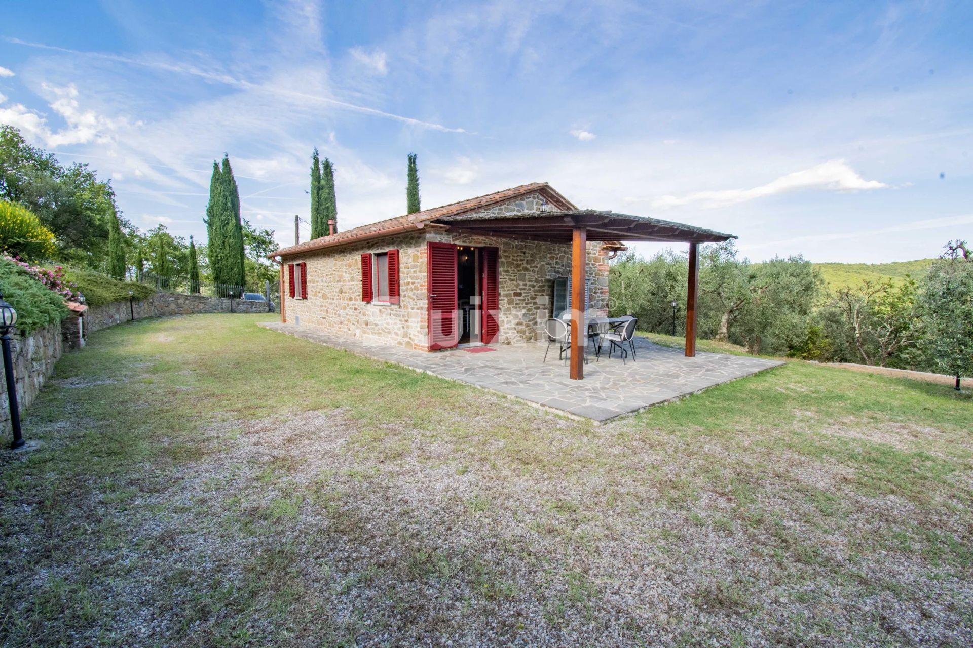 casa 2 Quartos para venda sobre Bucine (52021)
