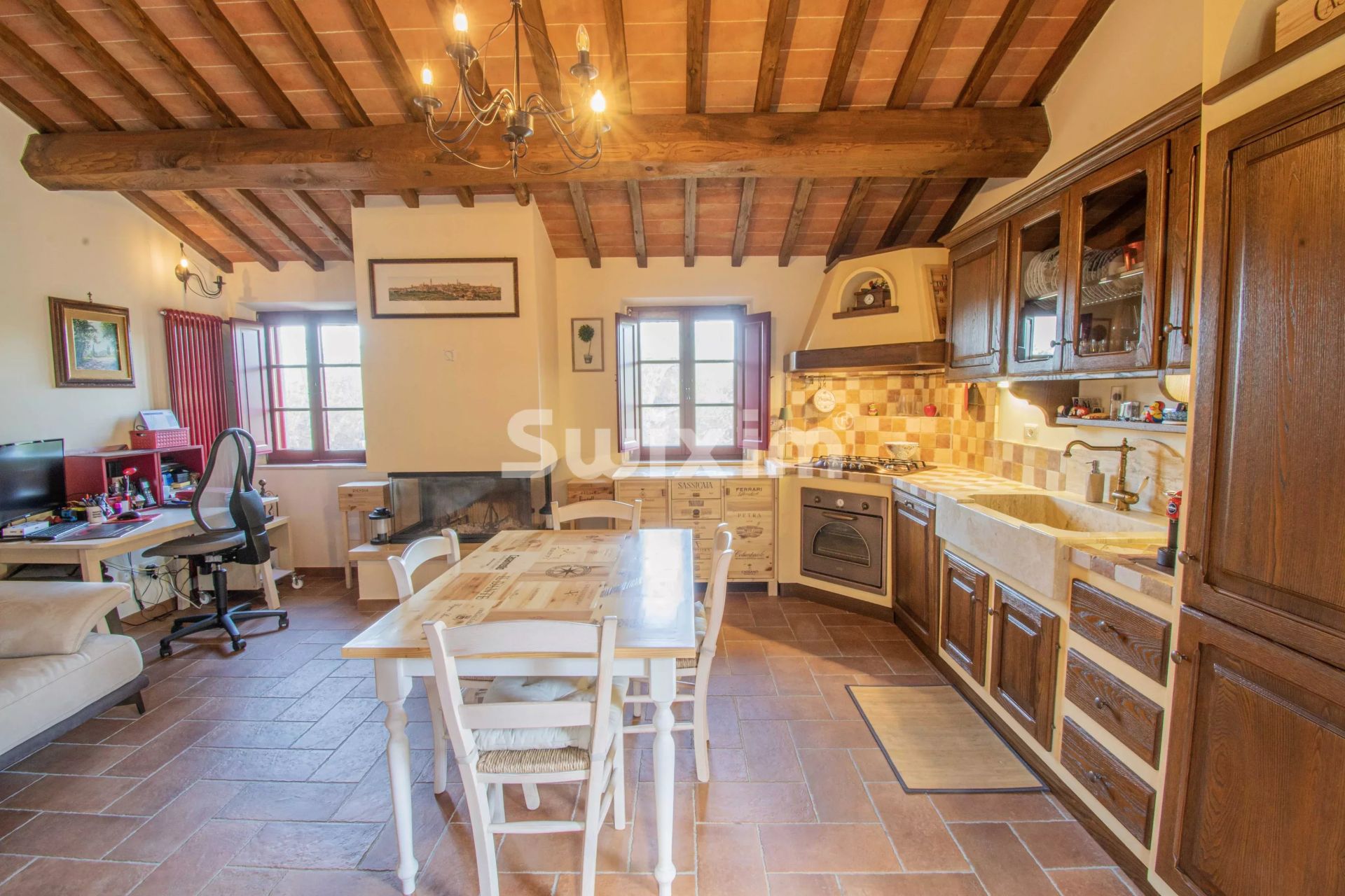 casa 2 Quartos para venda sobre Bucine (52021)