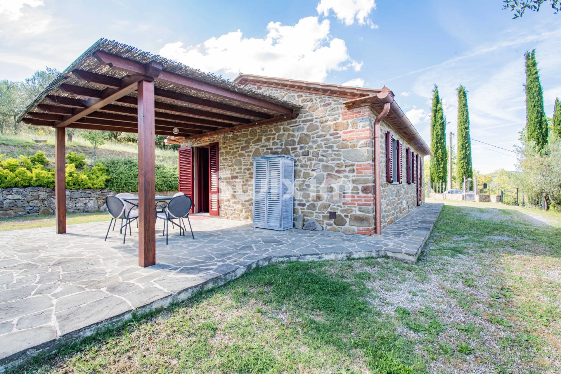 casa 2 Quartos para venda sobre Bucine (52021)