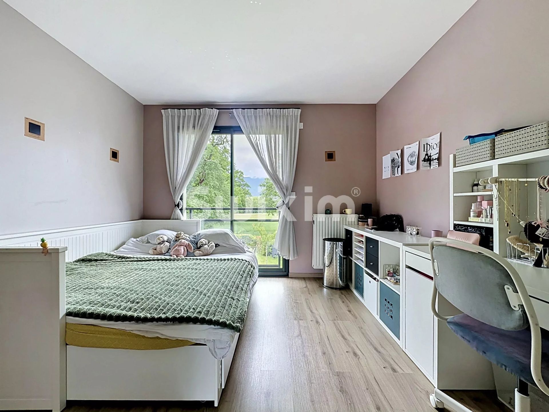 house 6 Rooms for rent on Prévessin-Moëns (01280)