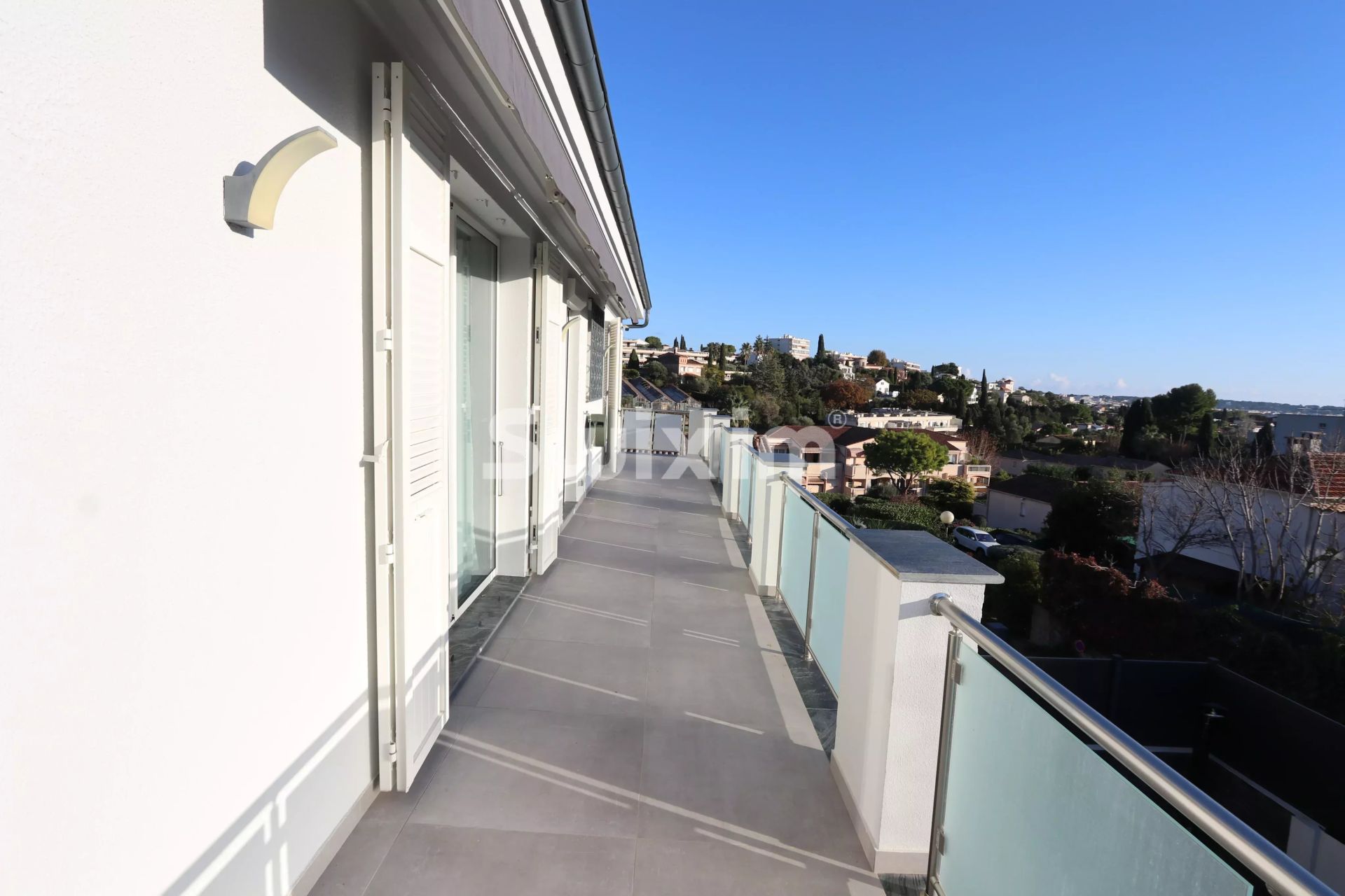 apartamento 4 Quartos para venda sobre Antibes (06600)