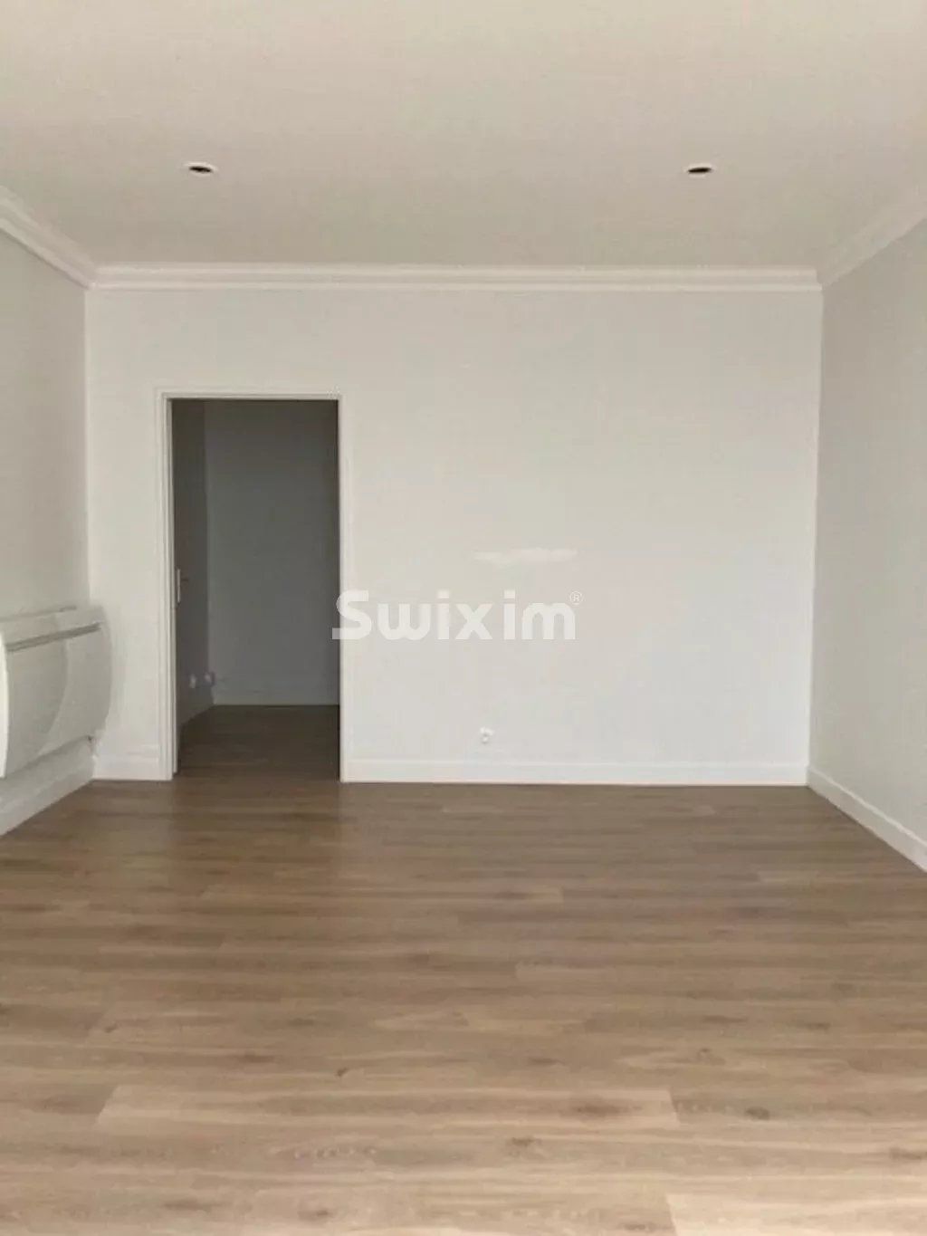 business premises 1 room for rent on Bourg-en-Bresse (01000)