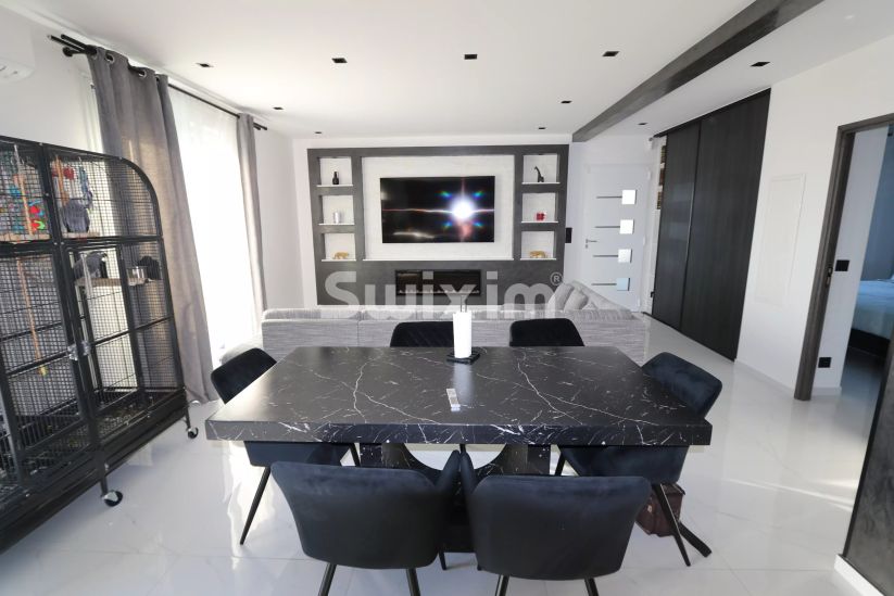 Venta Casa Antibes 10&nbsp;Salas 214&nbsp;m²
