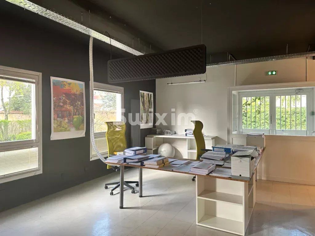 locale professionale 1 camera in vendita su Bourg-en-Bresse (01000)