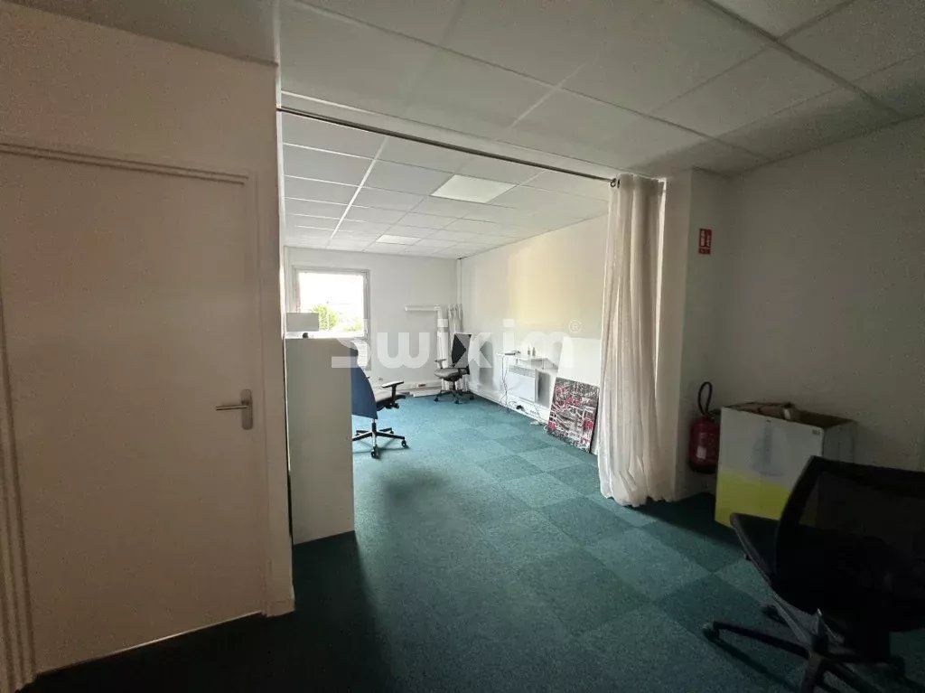locale professionale 1 camera in vendita su Bourg-en-Bresse (01000)