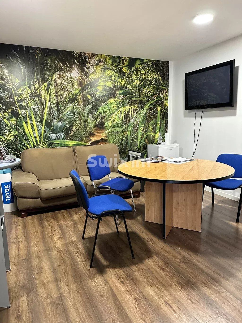 activity premises 1 room for rent on Montagnat (01250)