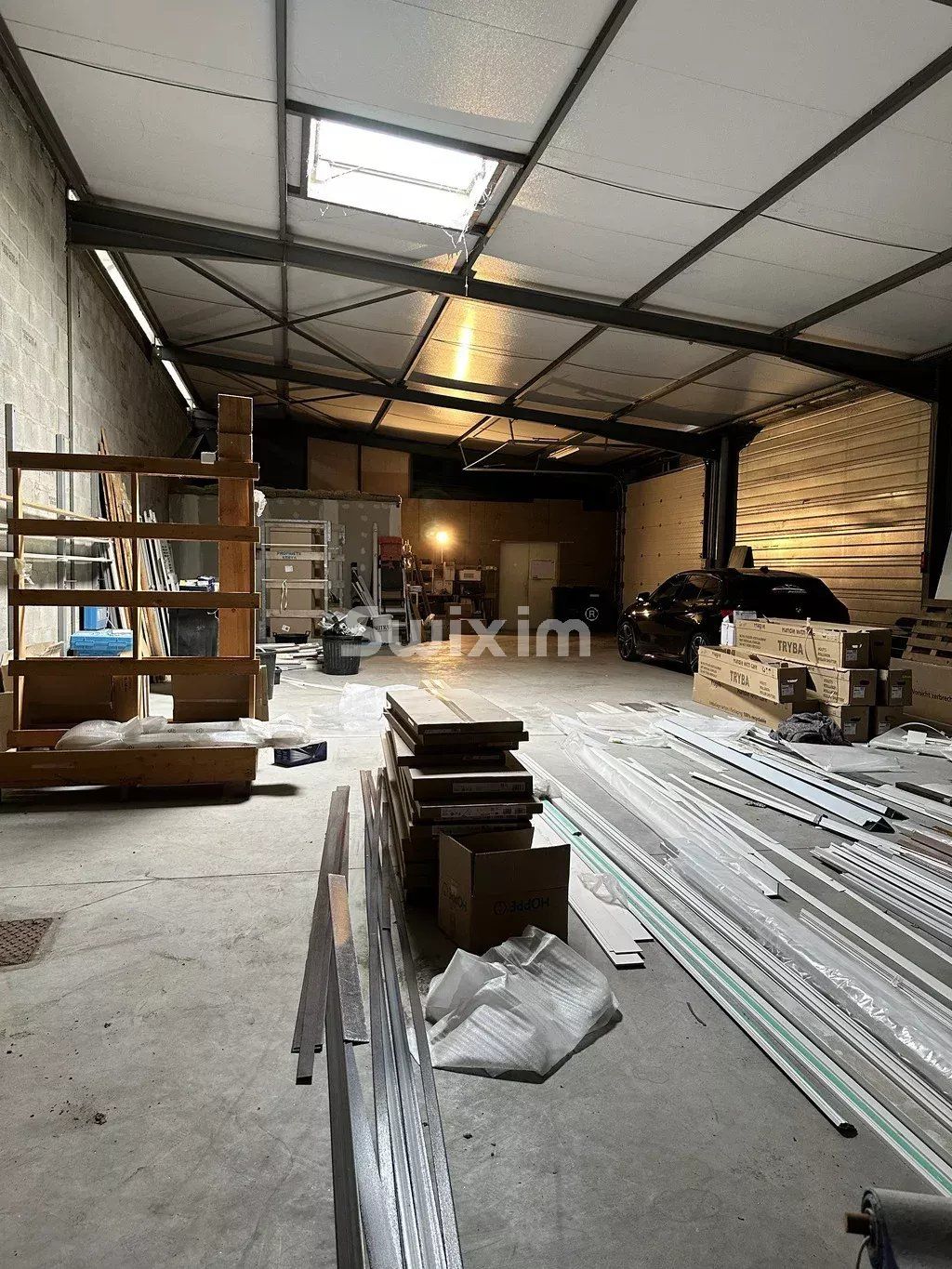 activity premises 1 room for rent on Montagnat (01250)