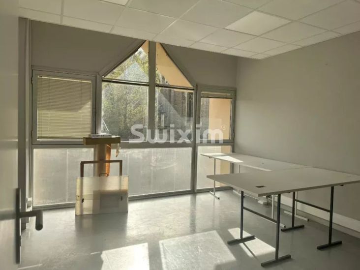 Vendita Locale professionale Bourg-en-Bresse 1&nbsp;camera 173&nbsp;m²