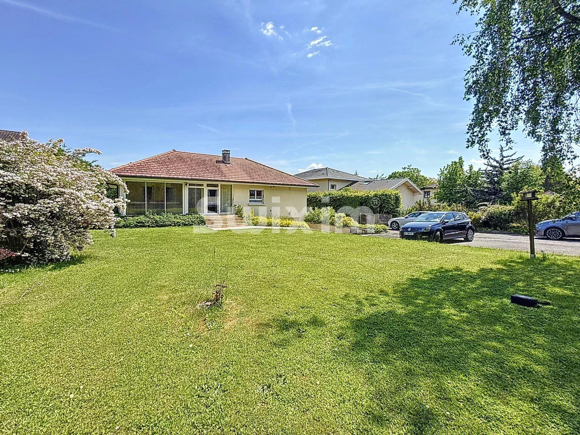 Venta Casa Prévessin-Moëns 7&nbsp;Salas 300&nbsp;m²
