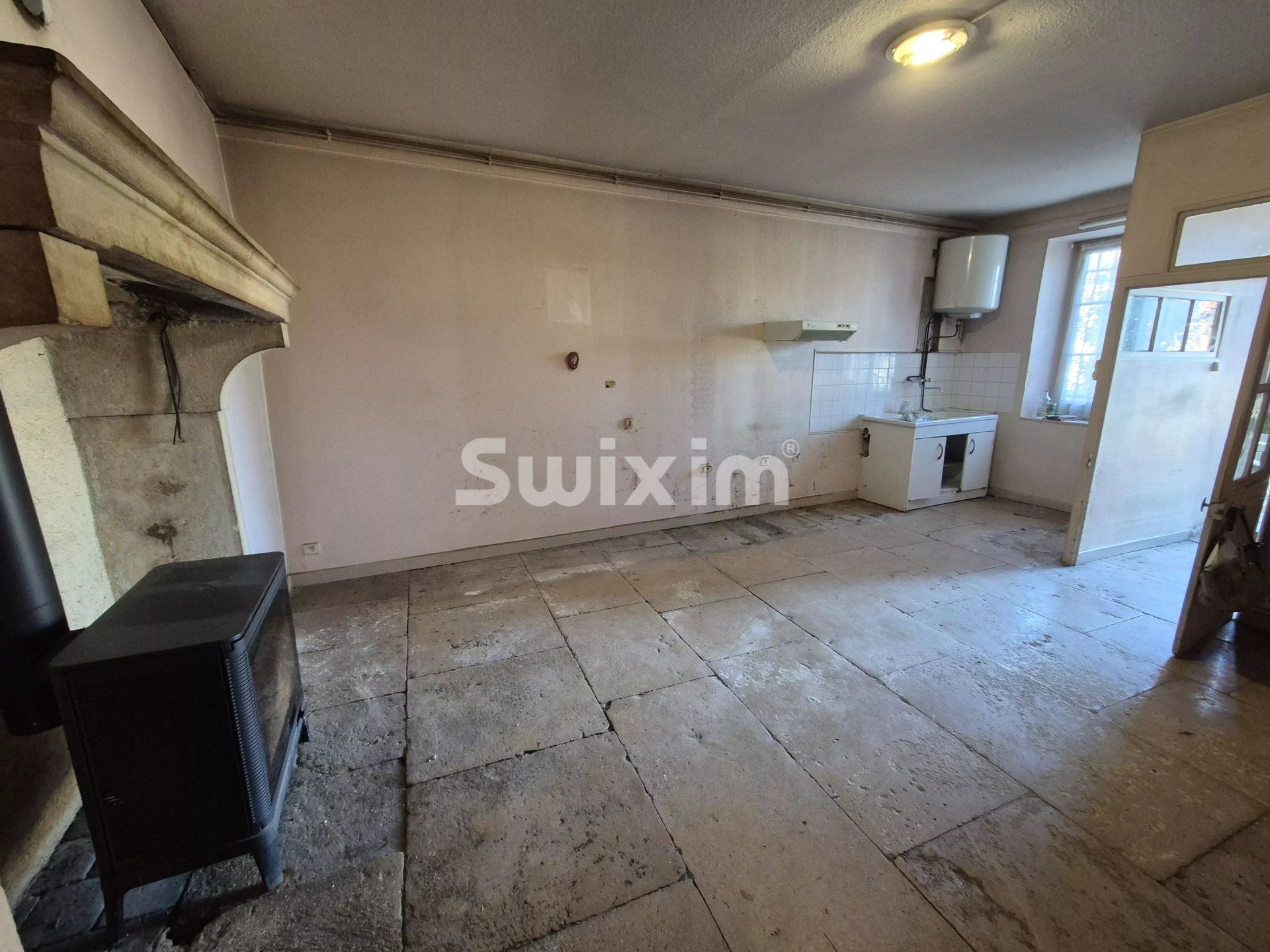 house 7 Rooms for sale on Thervay (39290)
