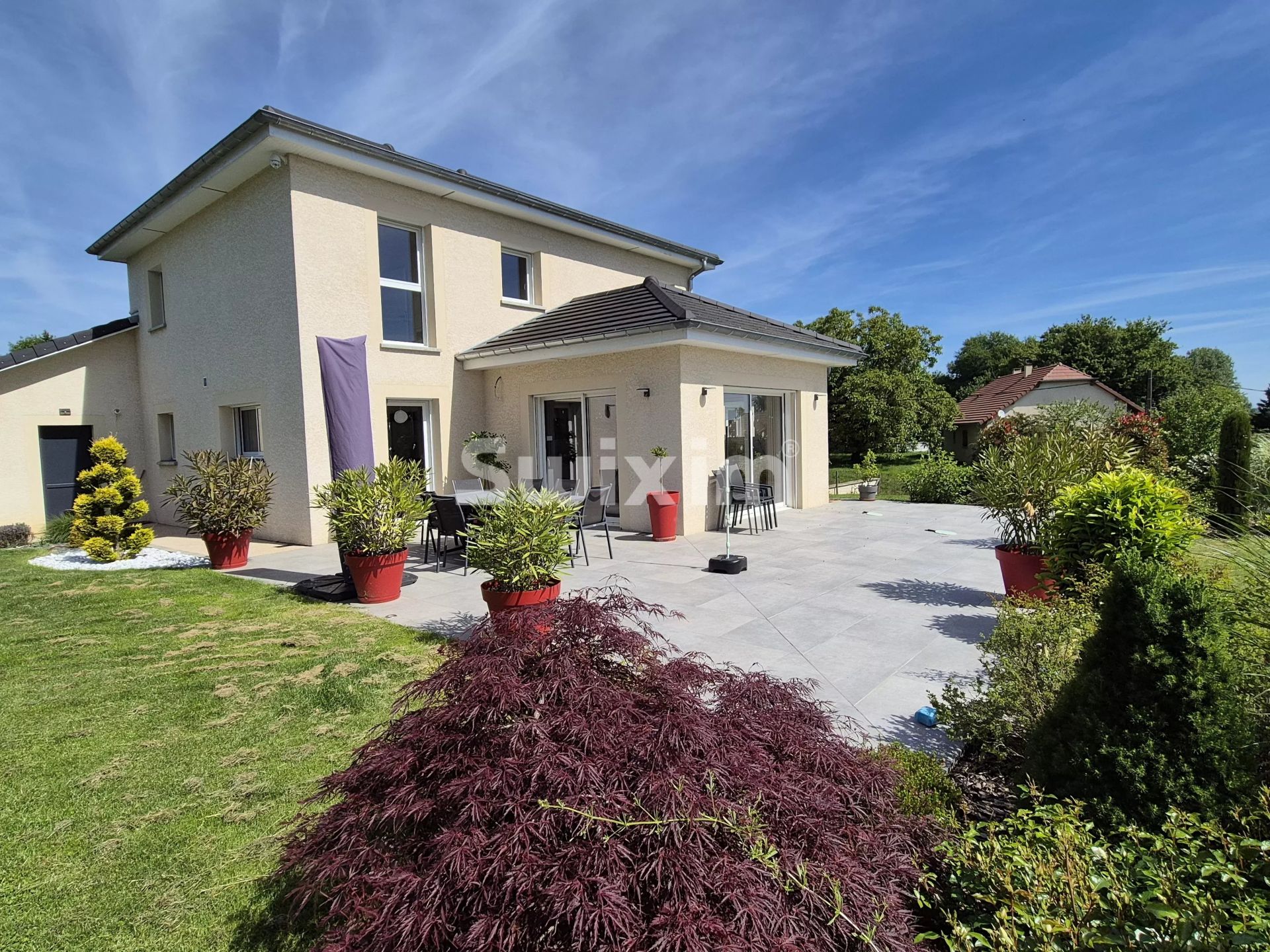 casa 11 Camere in vendita su Baverans (39100)