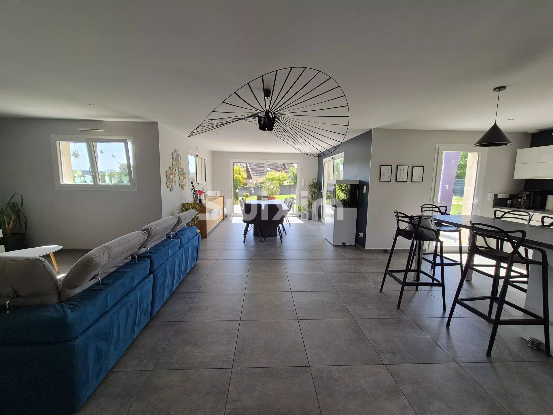 casa 11 Camere in vendita su Baverans (39100)
