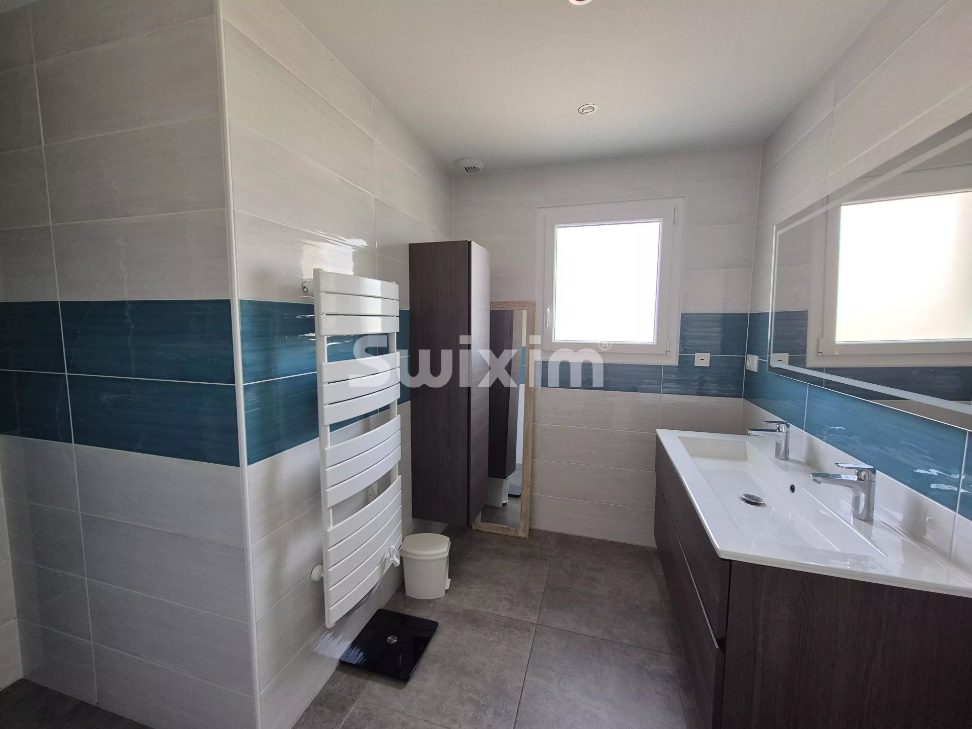 casa 11 Camere in vendita su Baverans (39100)