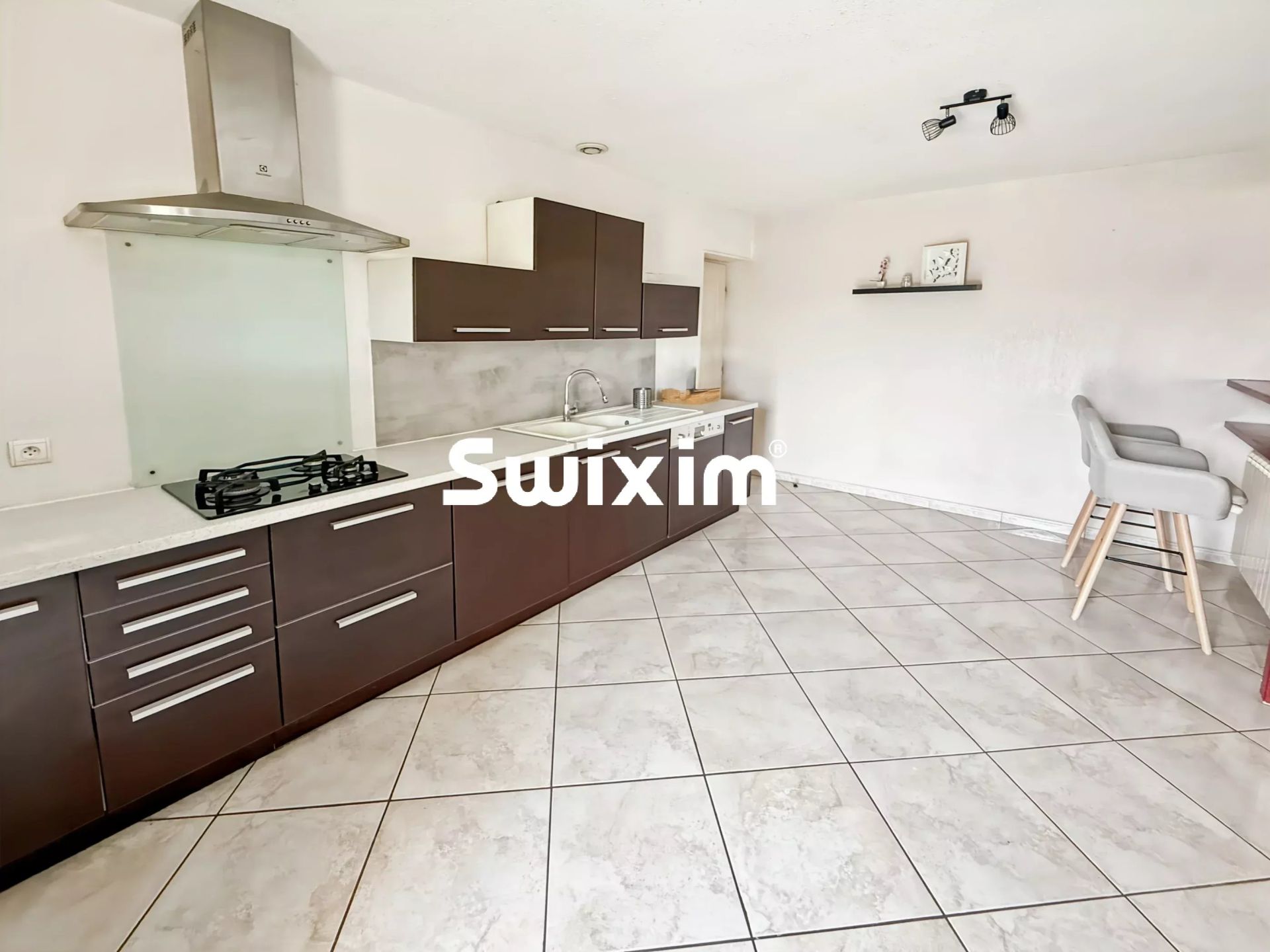casa 5 Quartos para venda sobre Donzère (26290)