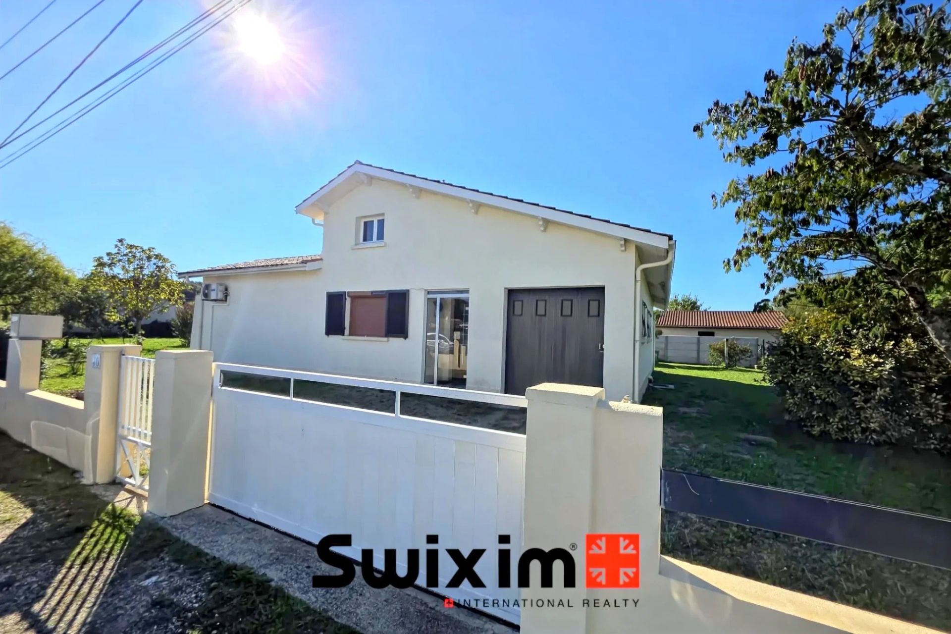 house 6 Rooms for sale on Lesparre-Médoc (33340)