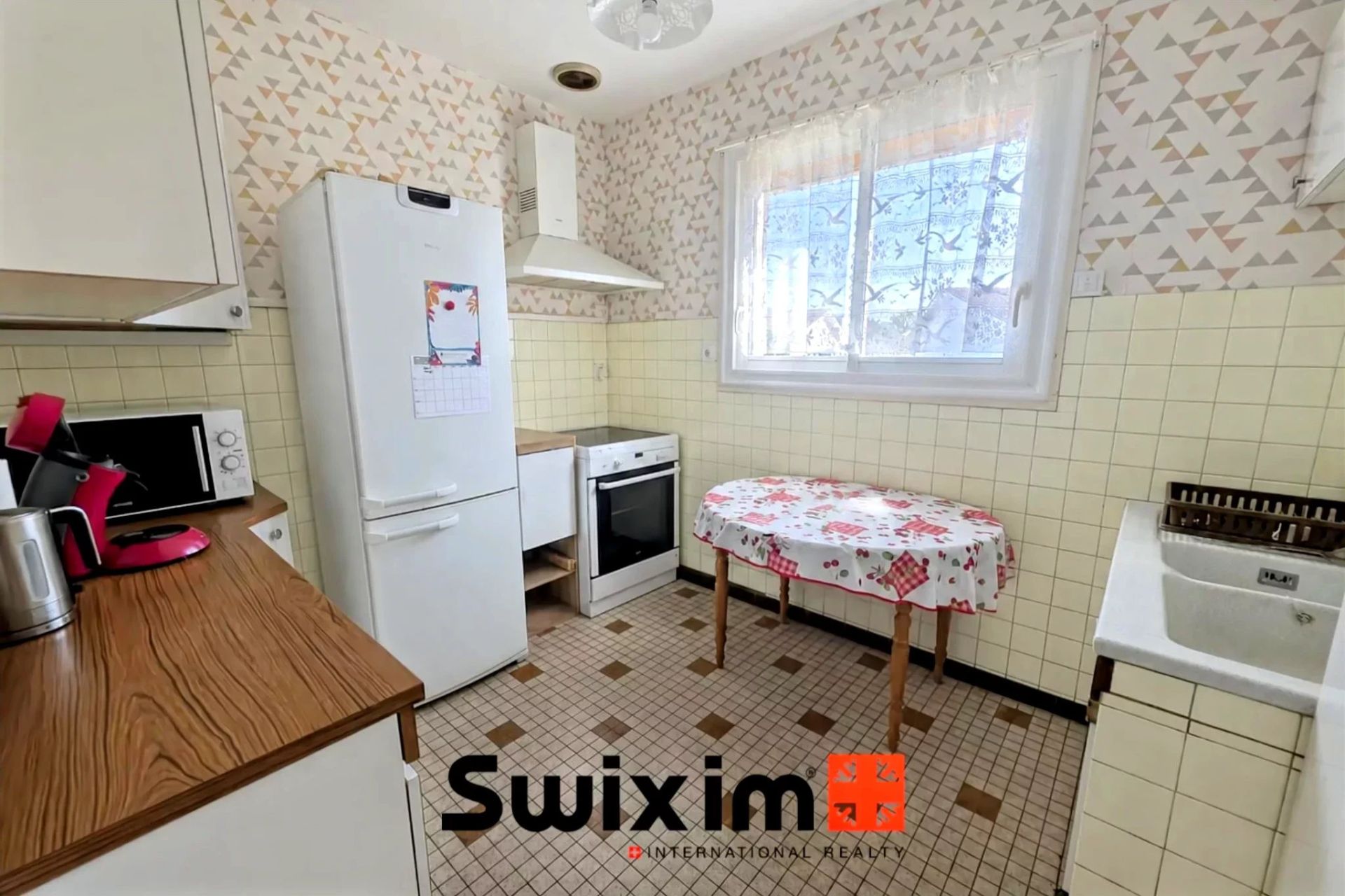 casa 6 Camere in vendita su Lesparre-Médoc (33340)