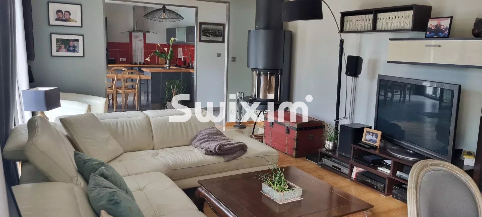 casa 6 Camere in vendita su Lons-le-Saunier (39000)
