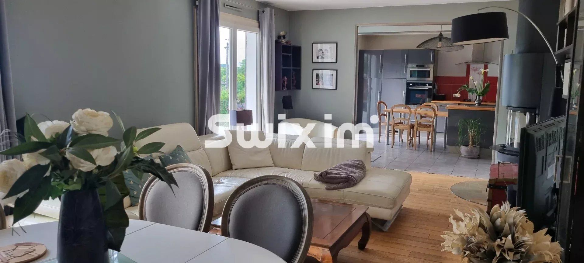 casa 6 Camere in vendita su Lons-le-Saunier (39000)