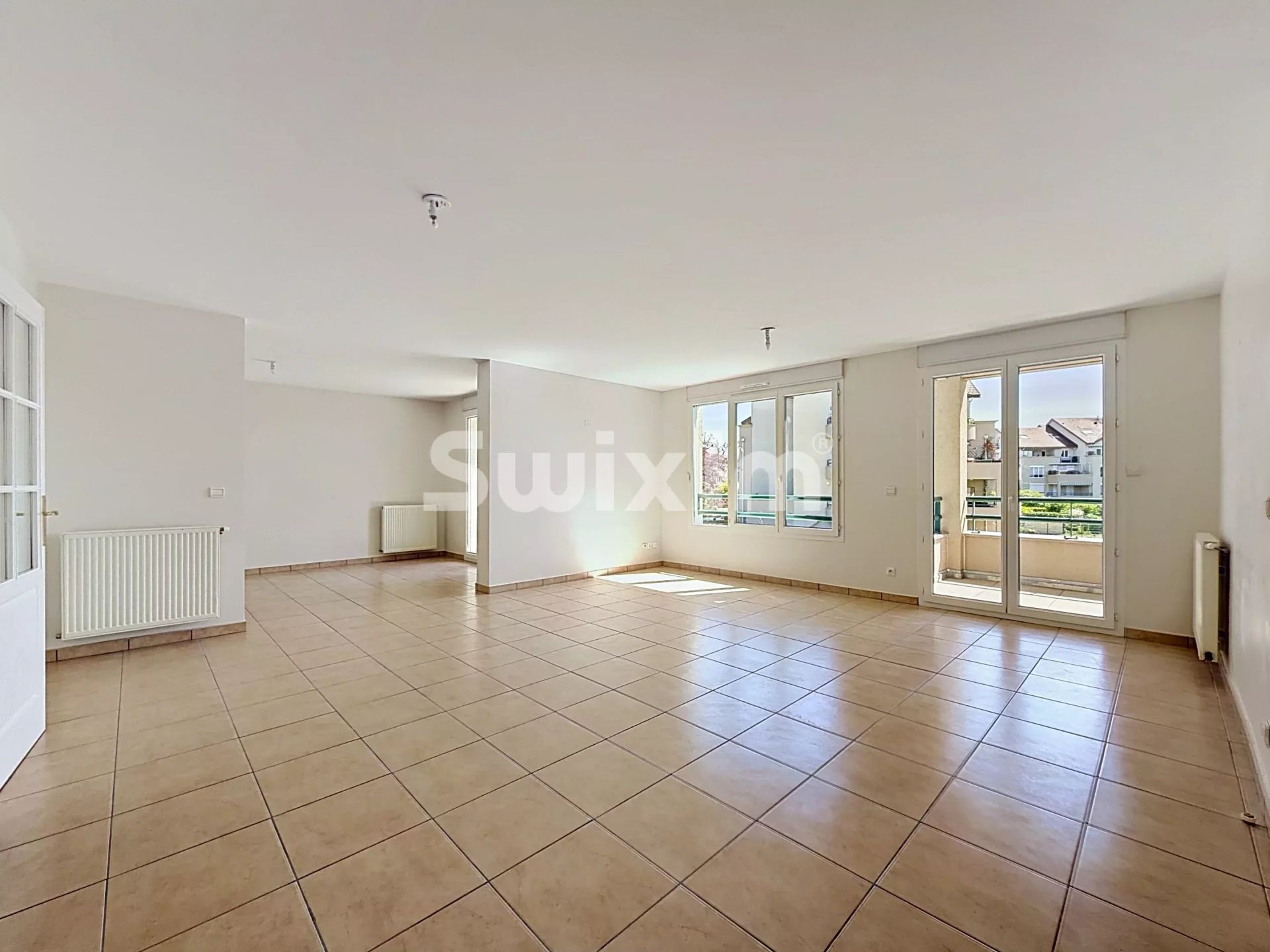 appartamento 5 Camere in vendita su Divonne-les-Bains (01220)