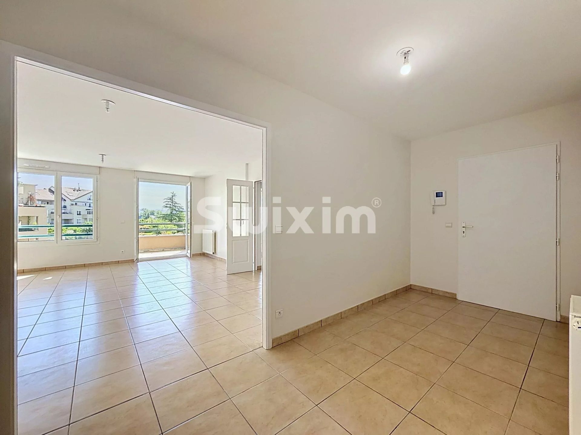 appartamento 5 Camere in vendita su Divonne-les-Bains (01220)