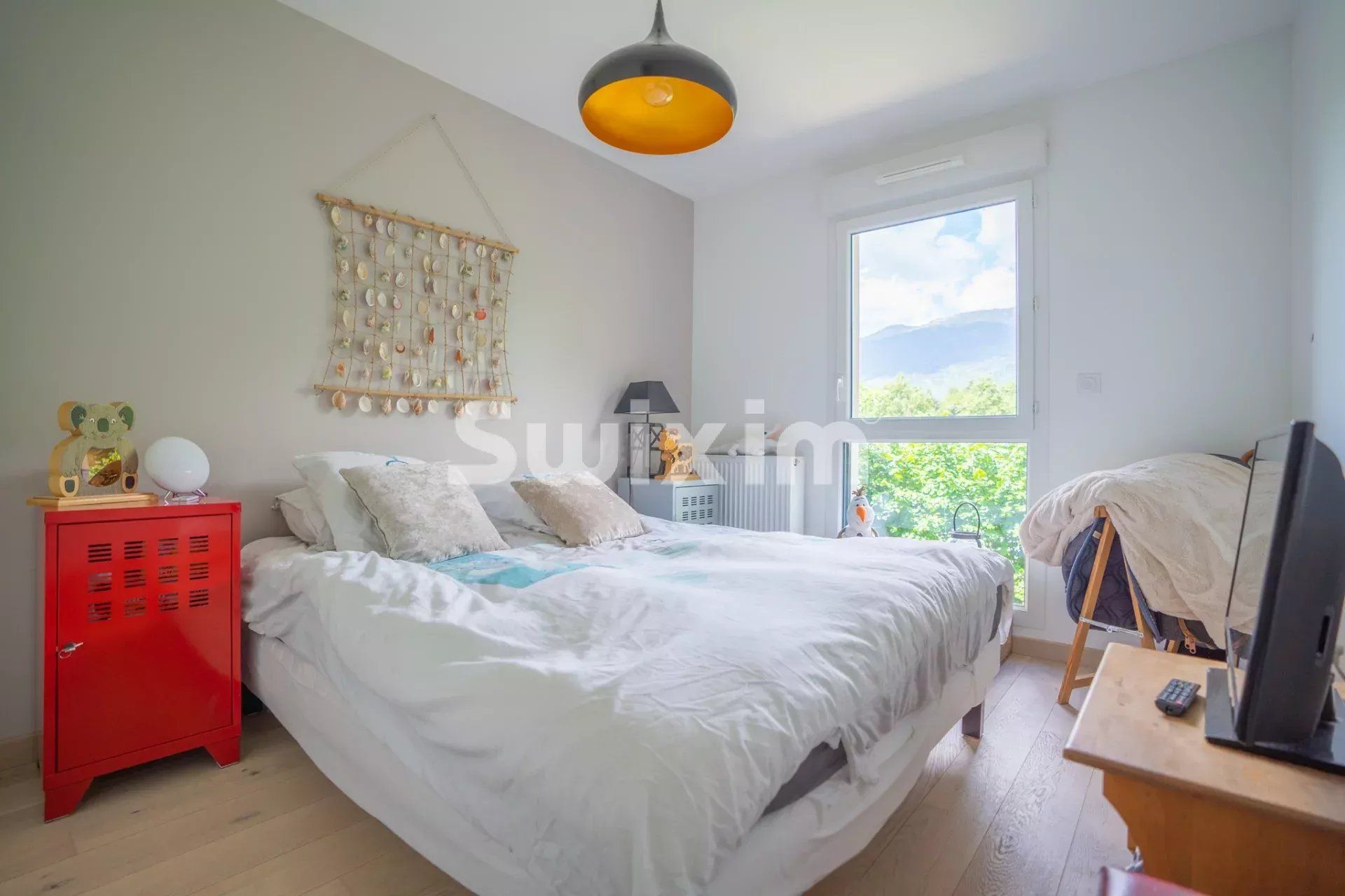 appartamento 4 Camere in affitto su Chevry (01170)