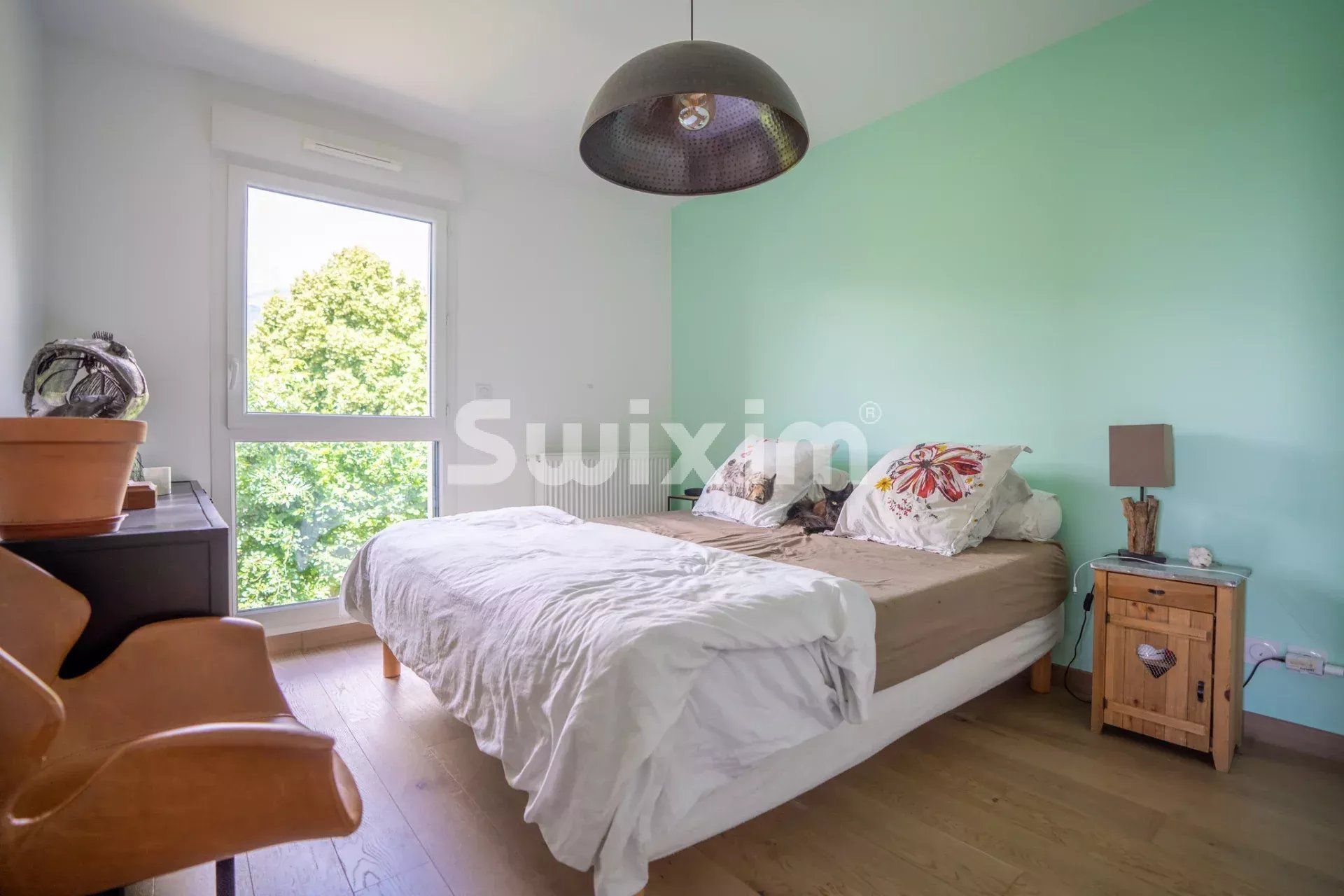 appartamento 4 Camere in affitto su Chevry (01170)