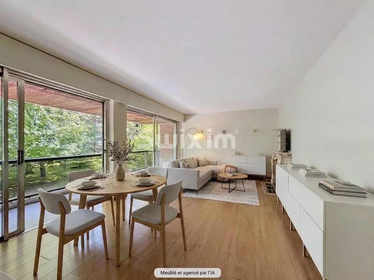 apartment 5 Rooms for sale on Wasquehal (59290)