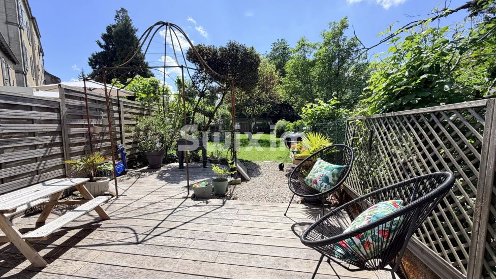 Sale House Dole 6&nbsp;Rooms 123&nbsp;m²