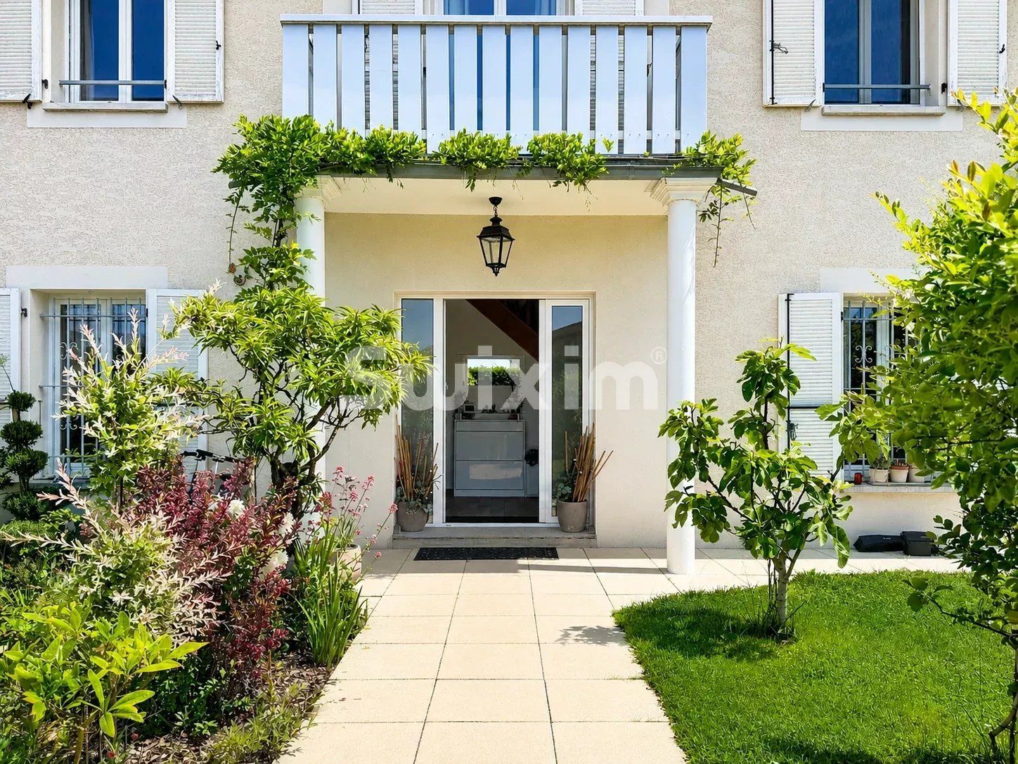 house 6 Rooms for sale on Viry (74580)