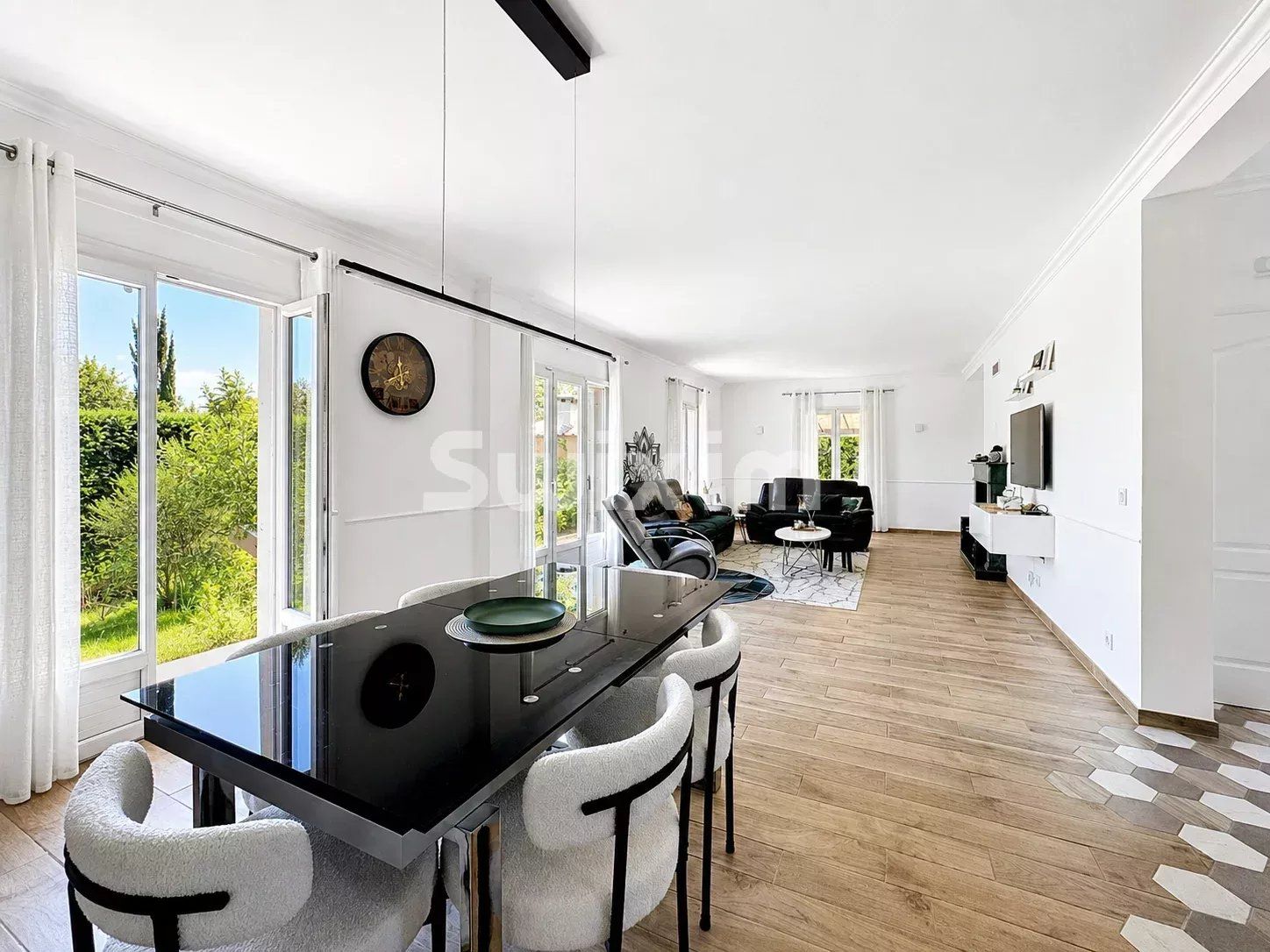 house 6 Rooms for sale on Viry (74580)