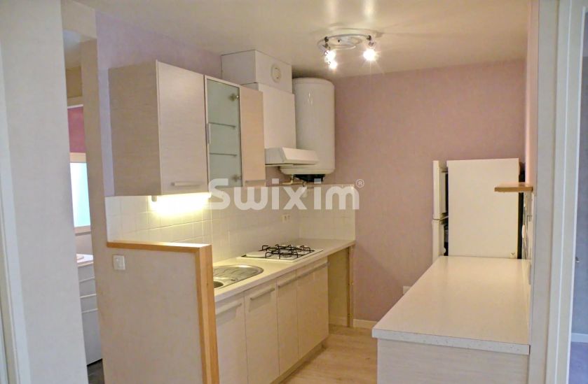 Venta Edificio Saint-Claude 8&nbsp;Salas 153.95&nbsp;m²