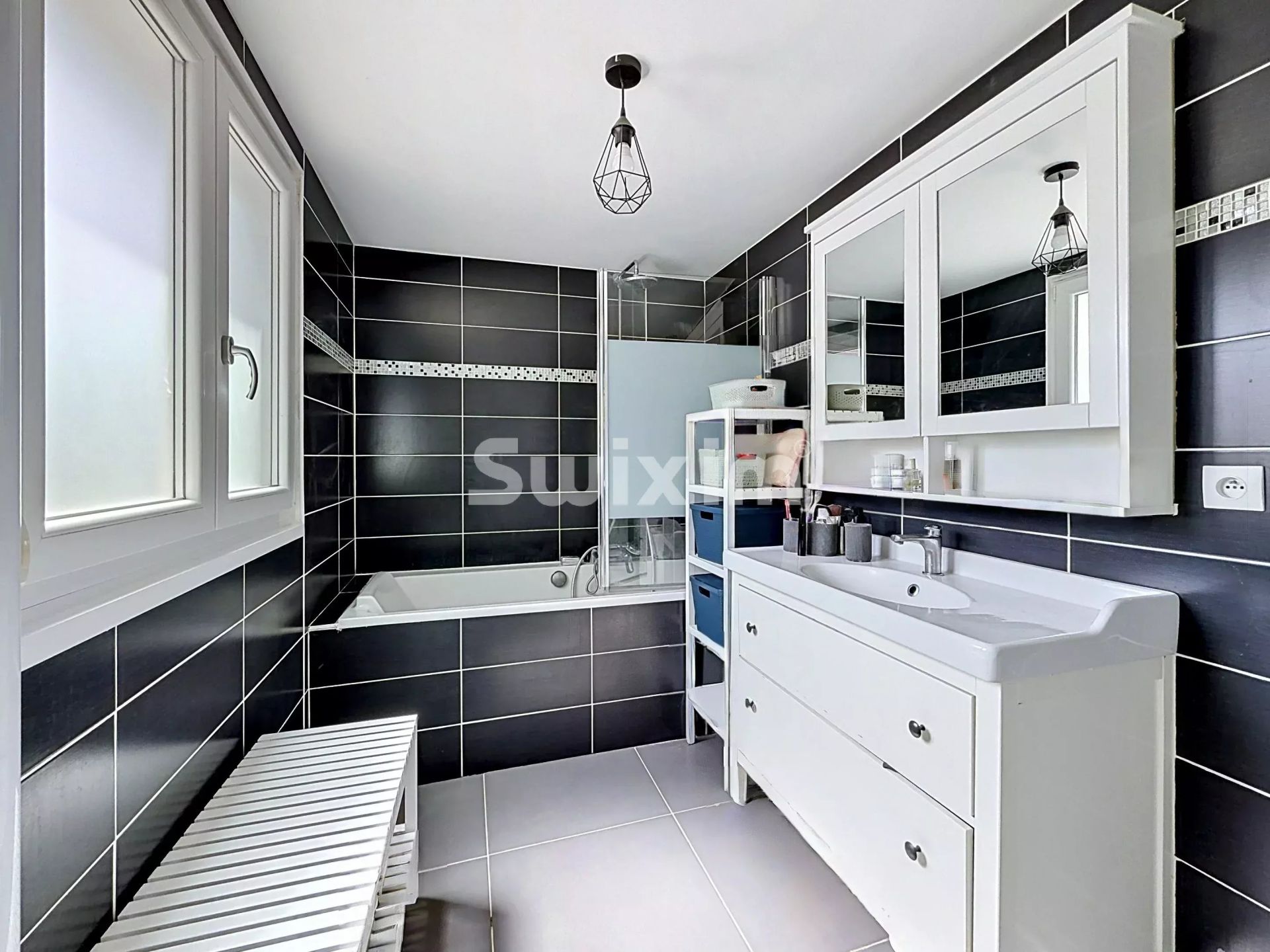 house 5 Rooms for sale on Villeneuve-d'Ascq (59650)