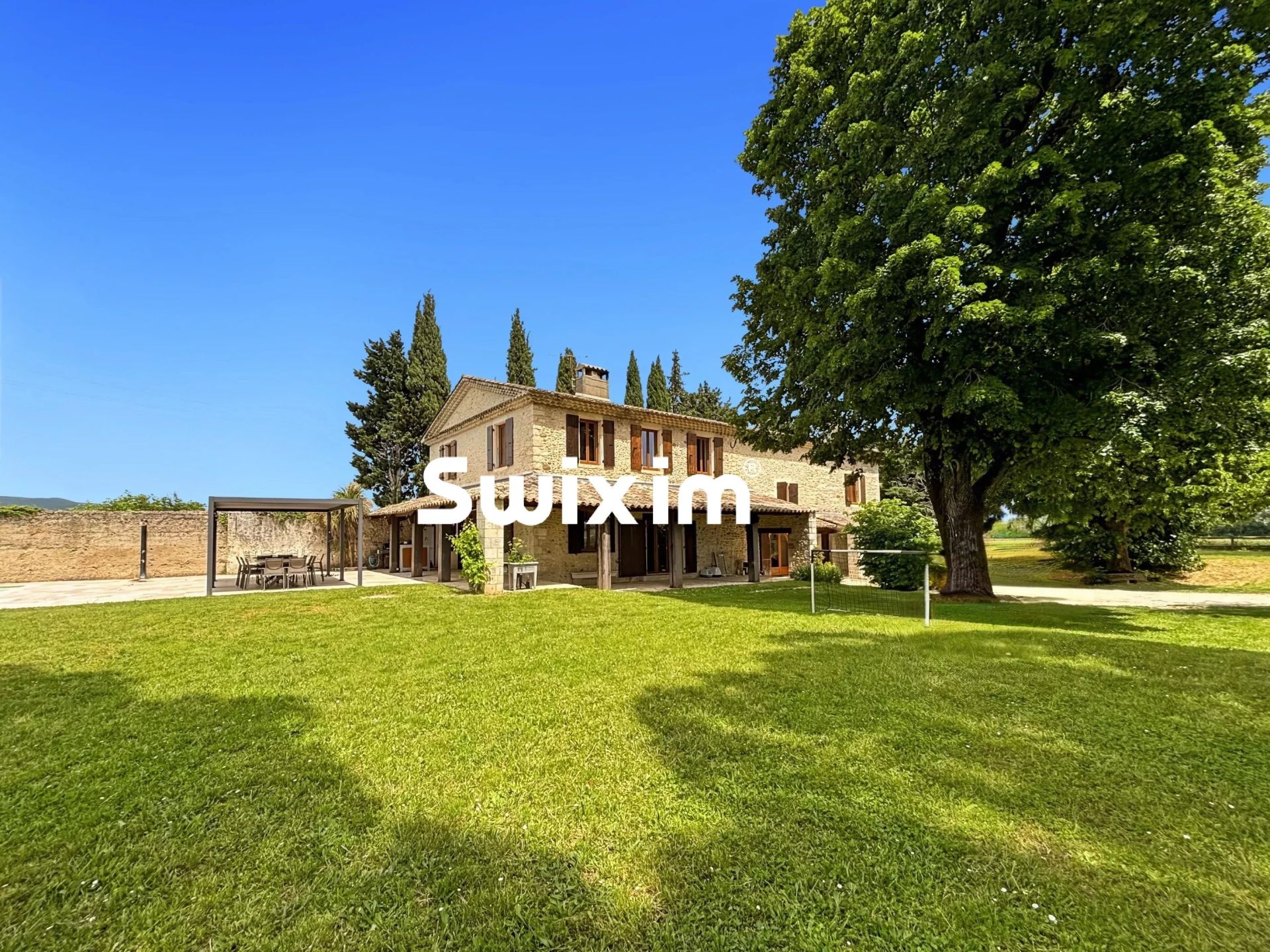 mas 10 Pièces en vente sur Sauzet (26740)