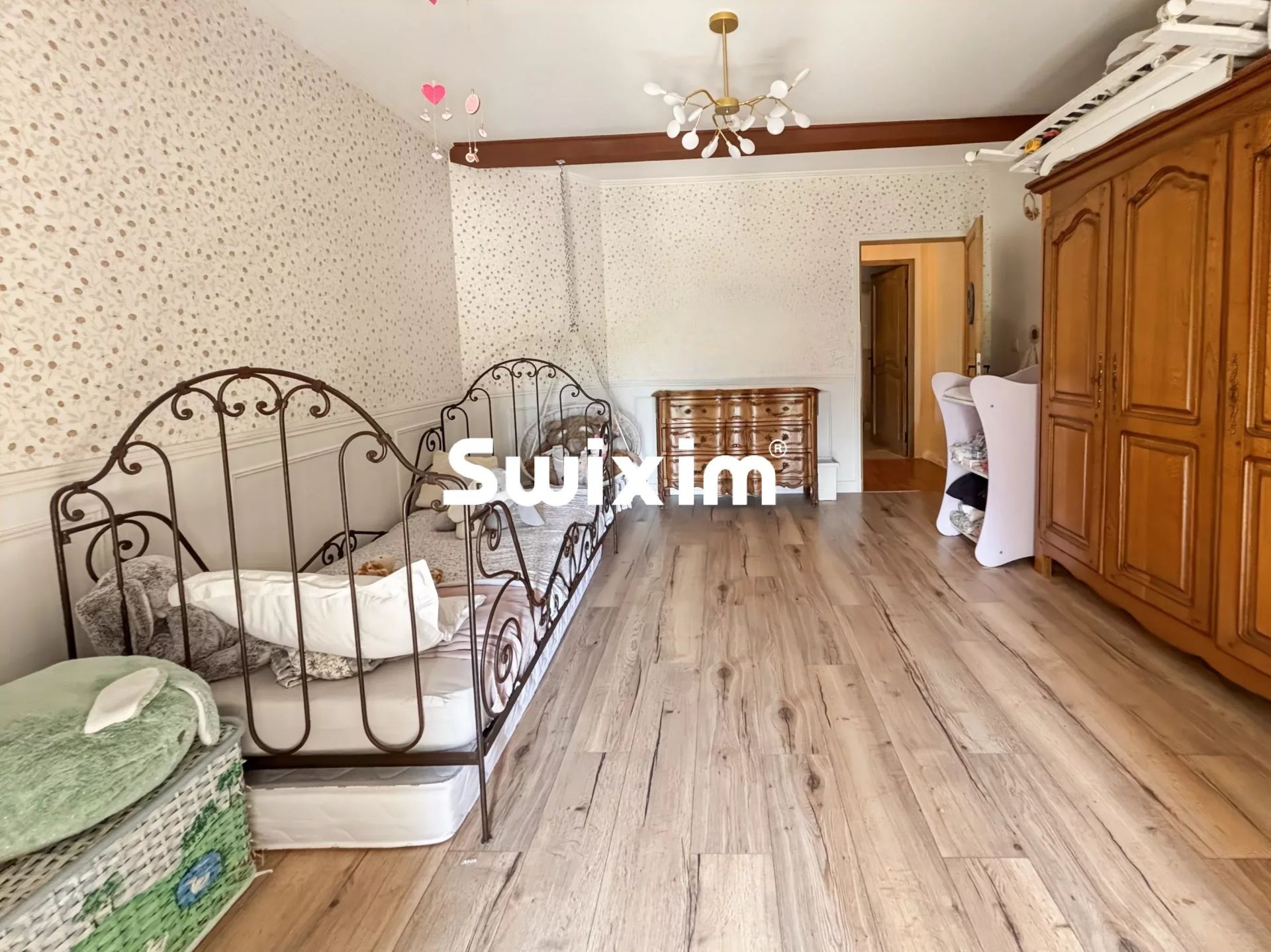 mas 8 Rooms for sale on Sauzet (26740)