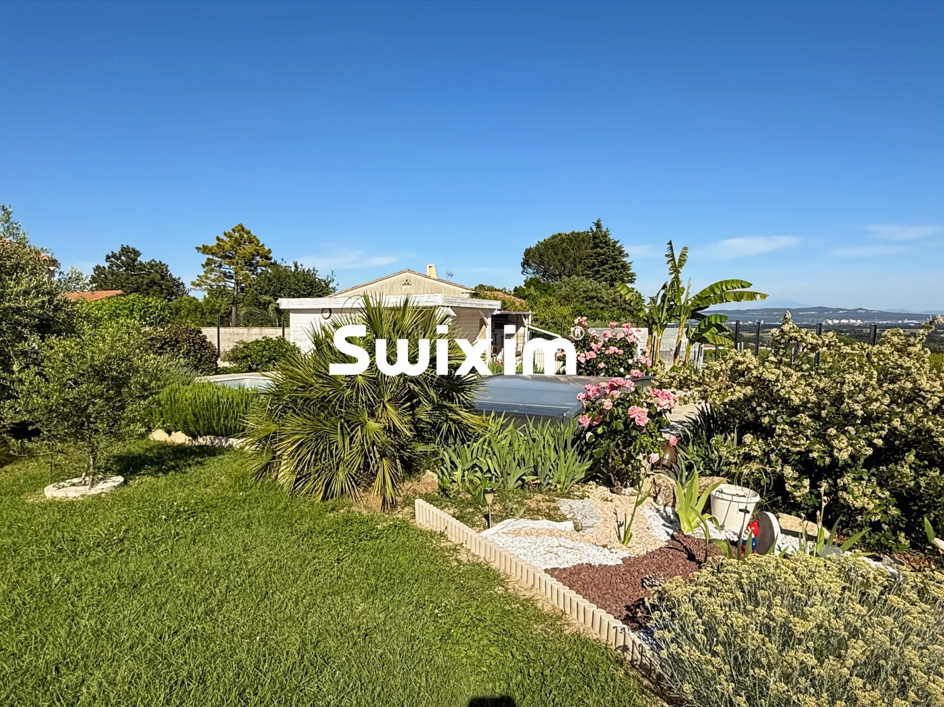 house 5 Rooms for sale on Bourg-Saint-Andéol (07700)
