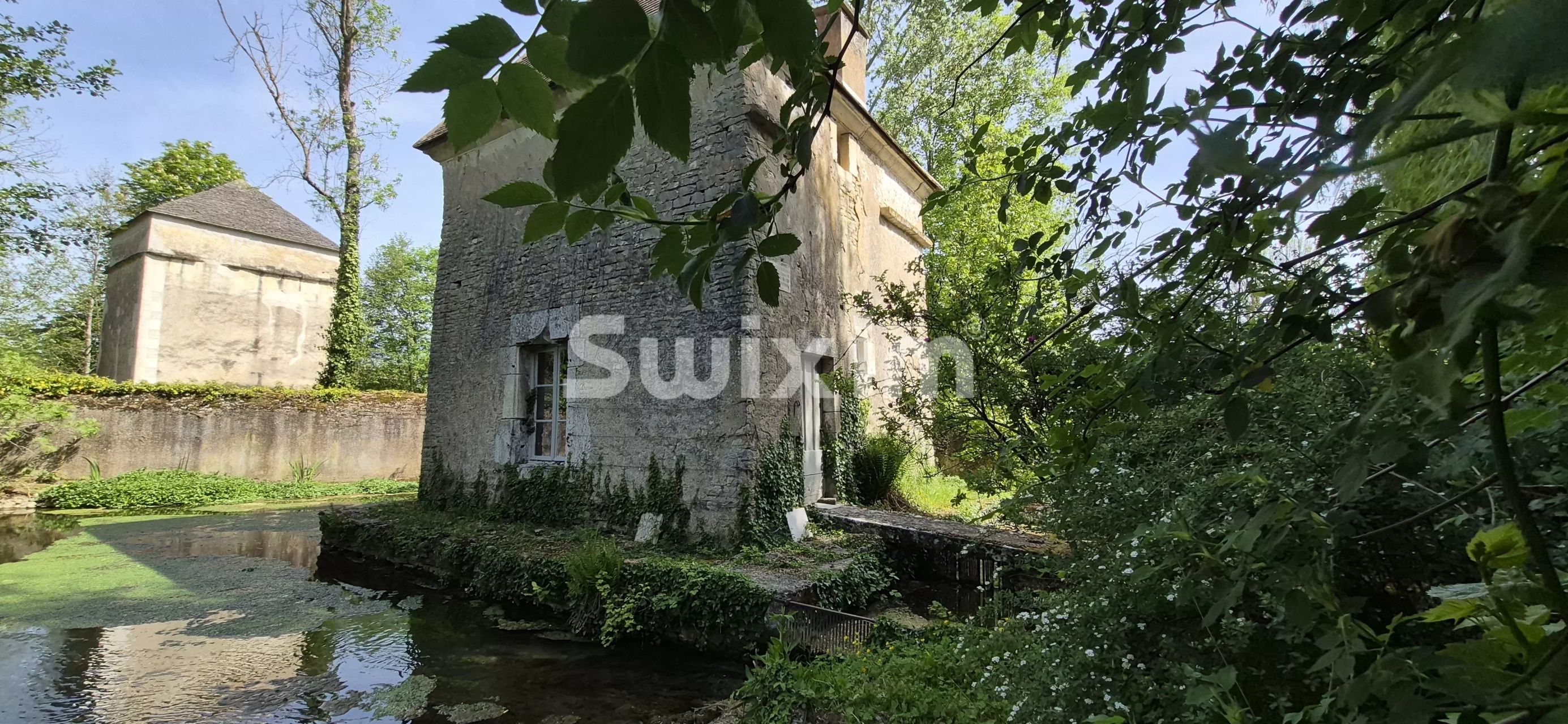 house for sale on Noyers (89310)