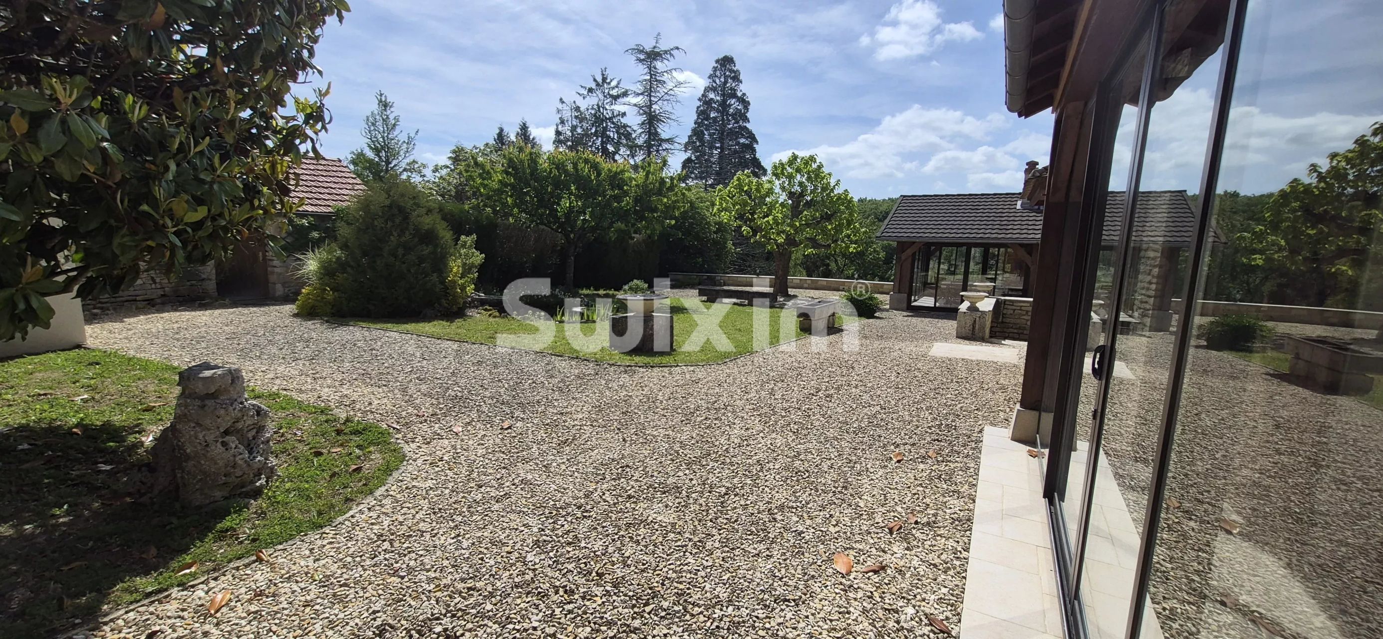 casa en venta en Noyers (89310)