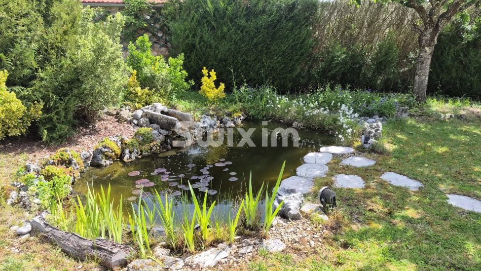 Sale House Noyers 180&nbsp;m²