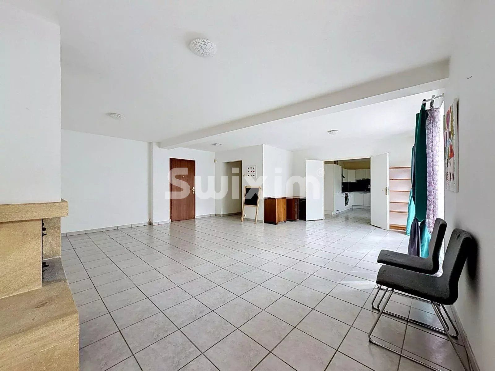 immeuble 16 Pièces en vente sur Challex (01630)