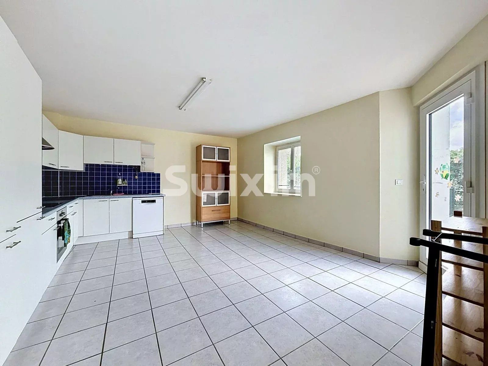 immeuble 16 Pièces en vente sur Challex (01630)