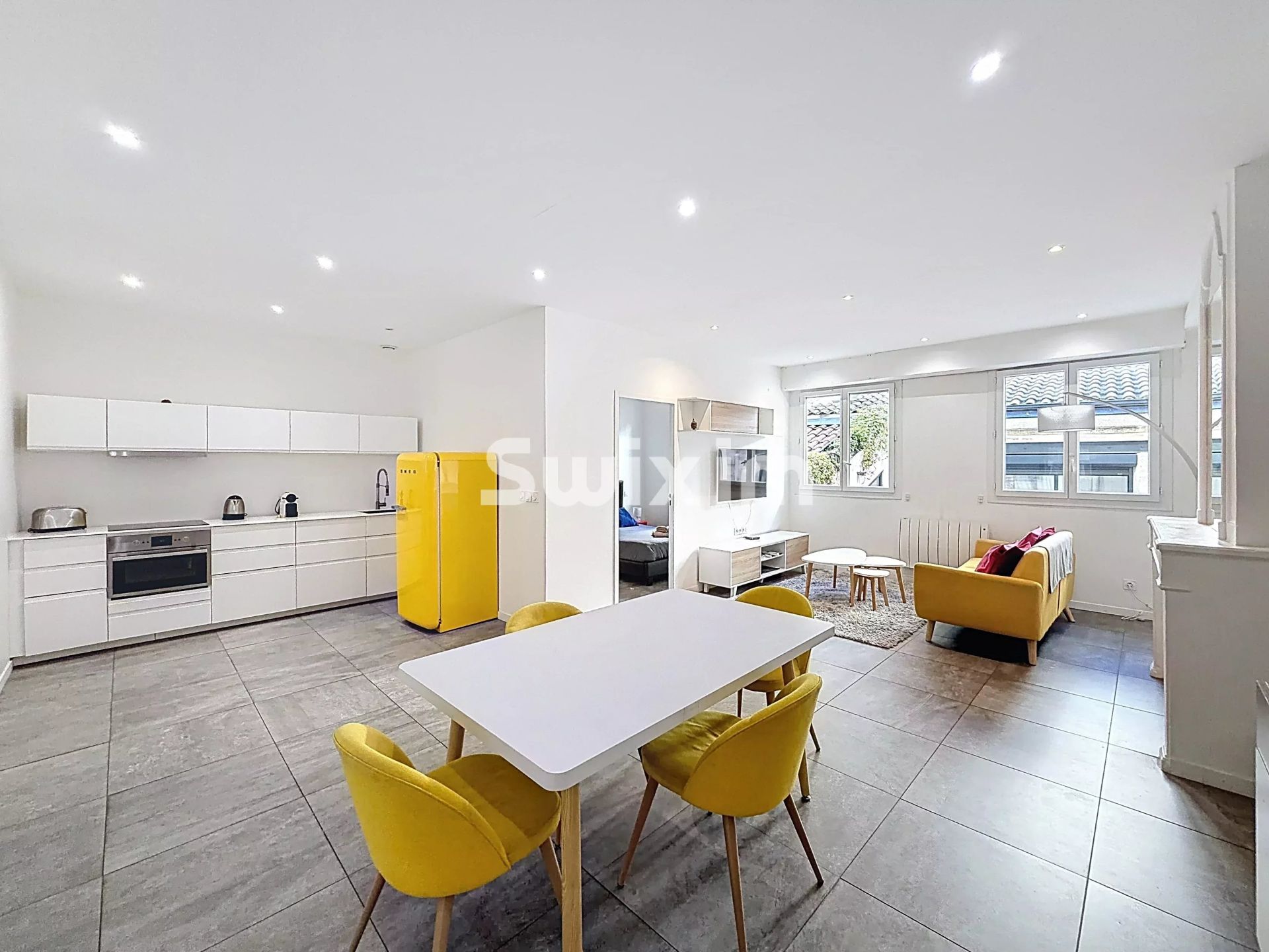 apartment 3 Rooms for sale on Bordeaux (33000)