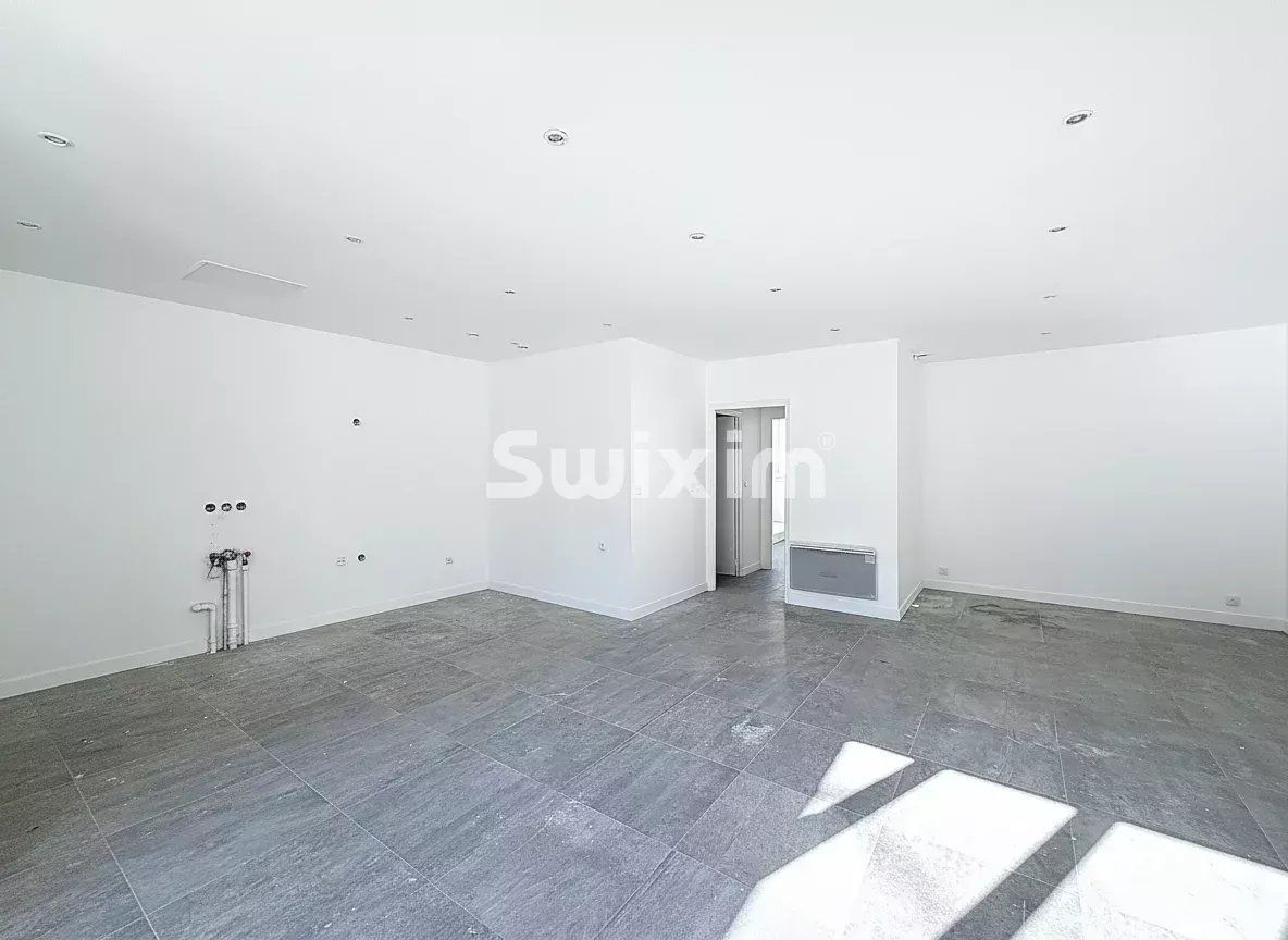 apartment 3 Rooms for sale on Bordeaux (33000)