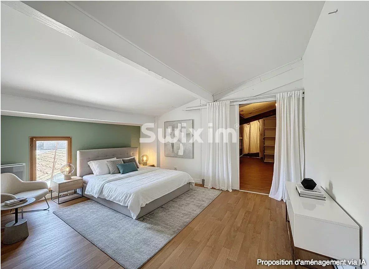 apartment 3 Rooms for sale on Bordeaux (33000)