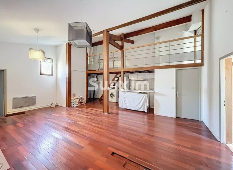 Sale Apartment Bordeaux 3&nbsp;Rooms 74&nbsp;m²