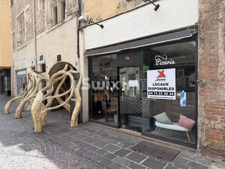 Affitto Locale commerciale Bourg-en-Bresse 1&nbsp;camera 24&nbsp;m²