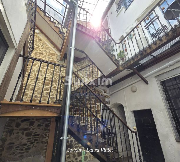 Vente Immeuble Poligny 9&nbsp;Pièces 206.59&nbsp;m²