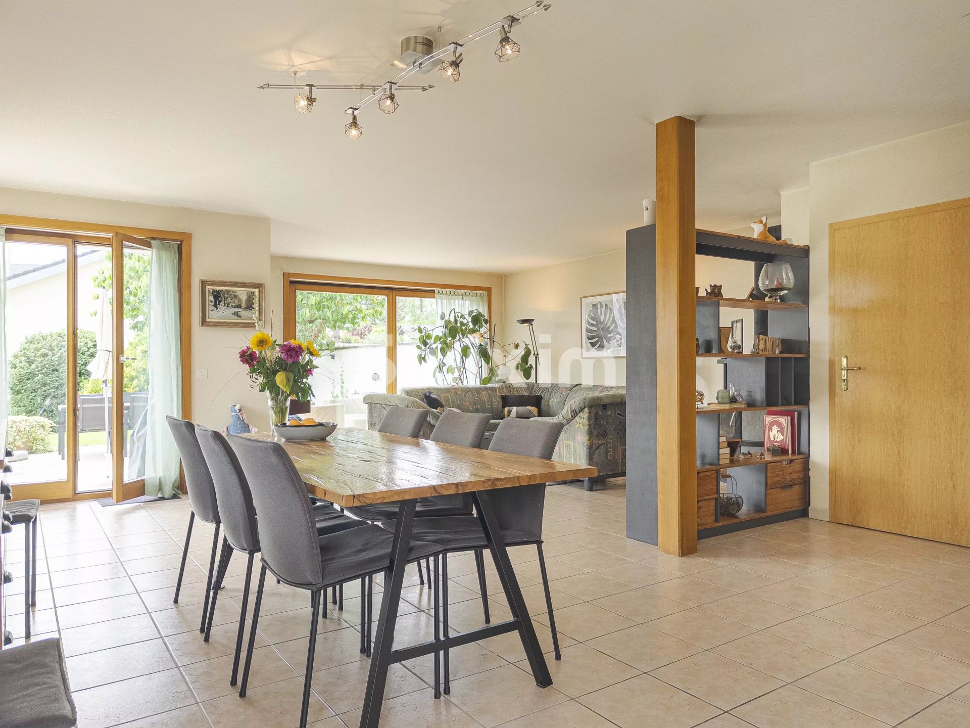 appartement 12 Pièces en vente sur Bernex (1233)