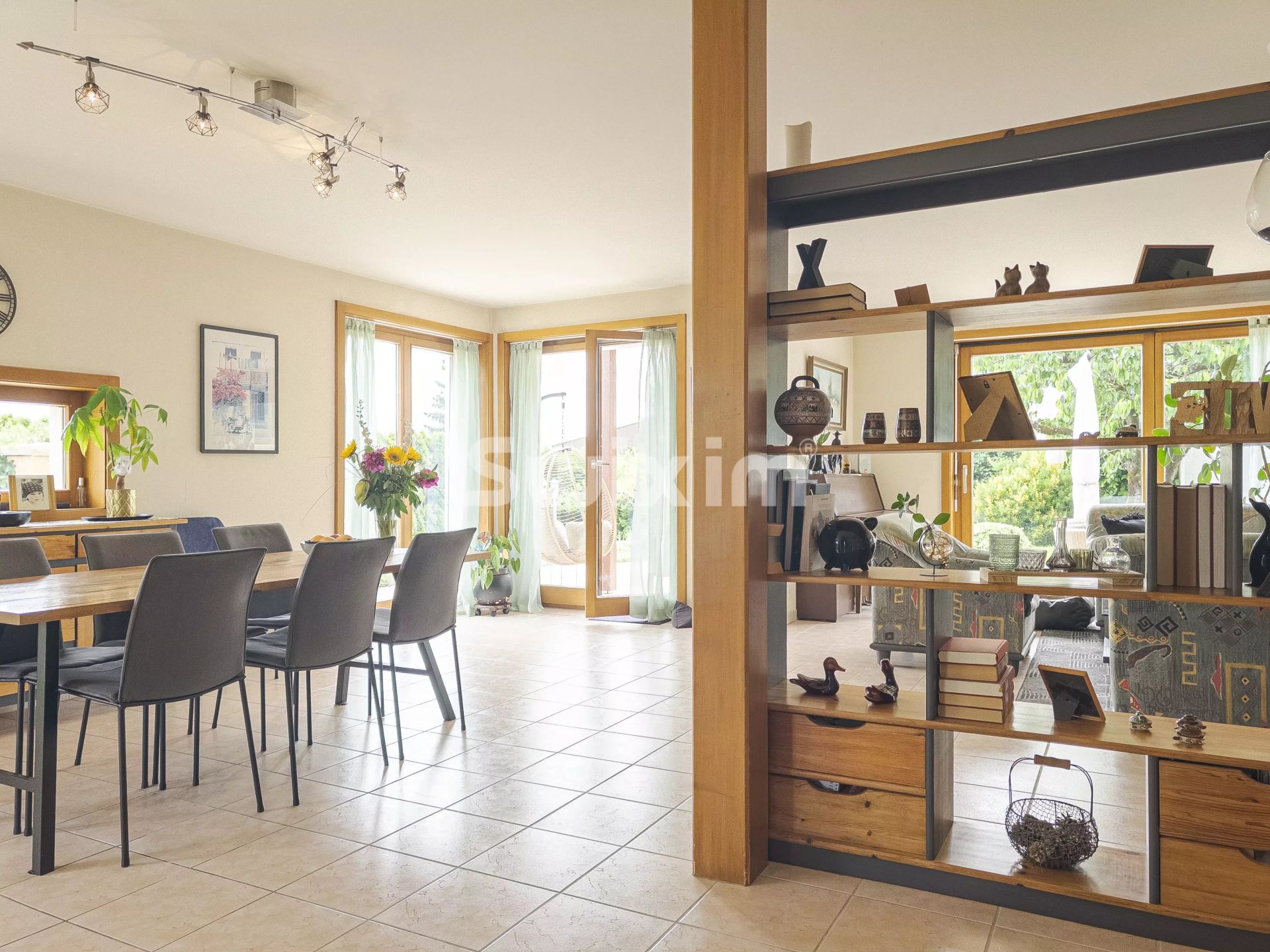appartement 12 Pièces en vente sur Bernex (1233)